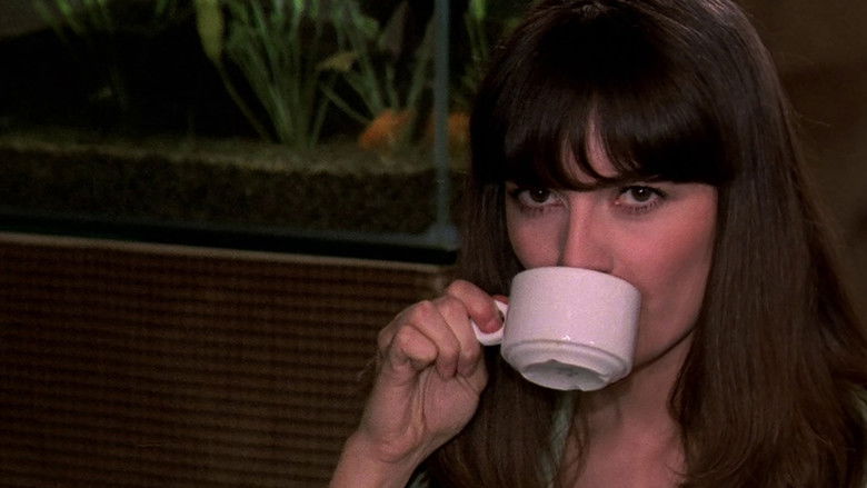 кадр из фильма Дрожь, Мрак, Тьма