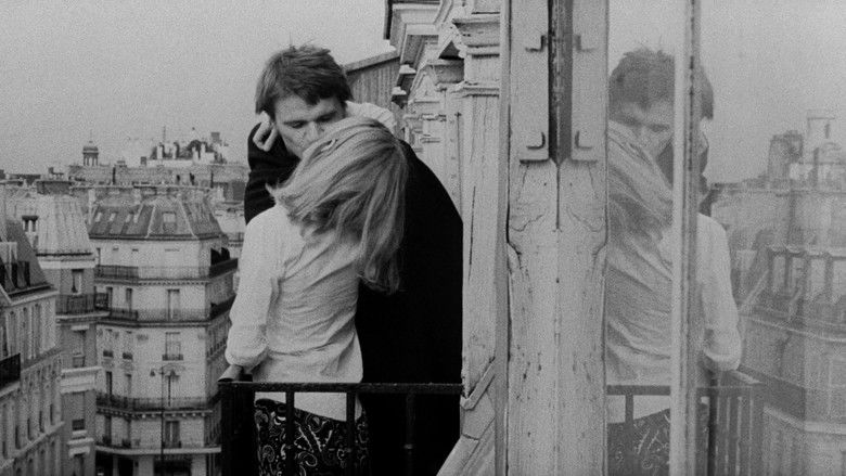 кадр из фильма L'Amour fou