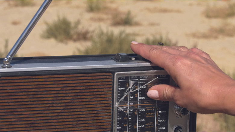 кадр из фильма Dans l'Ombre de Marlow