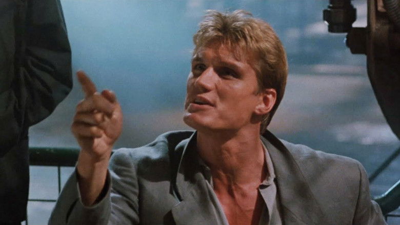 кадр из фильма Черный октябрь