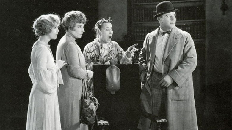 кадр из фильма The Bat