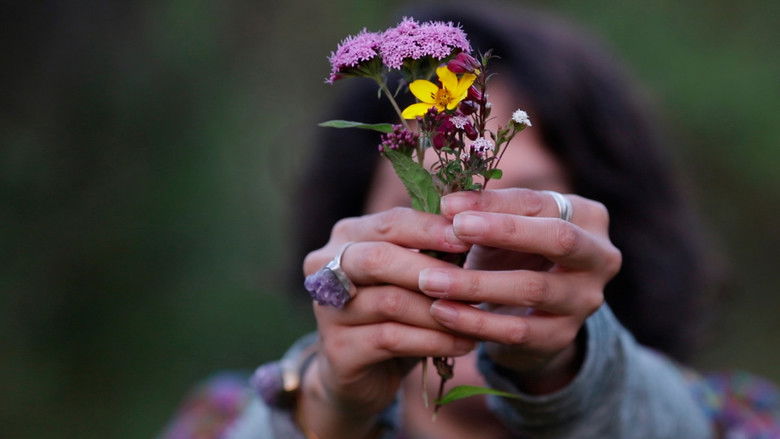 кадр из фильма Todos Somos Tierra