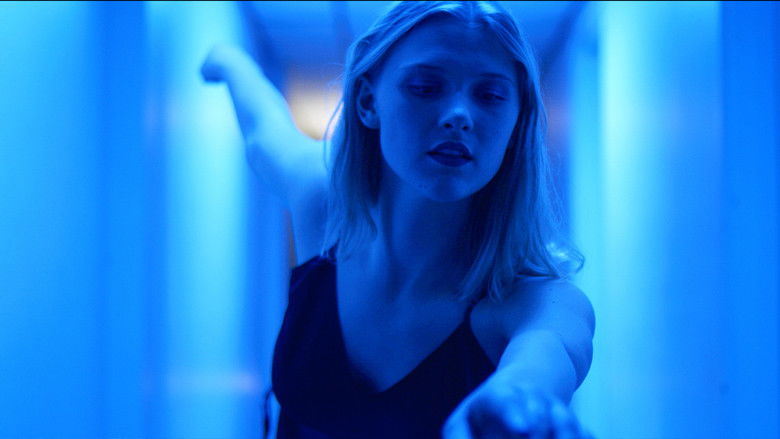 кадр из фильма The Muse