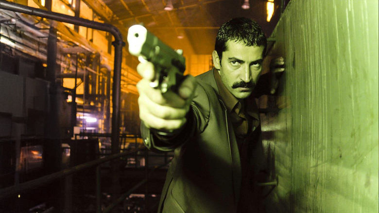 кадр из фильма Путь дракона