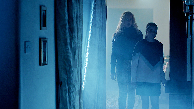 кадр из фильма The Candy Witch