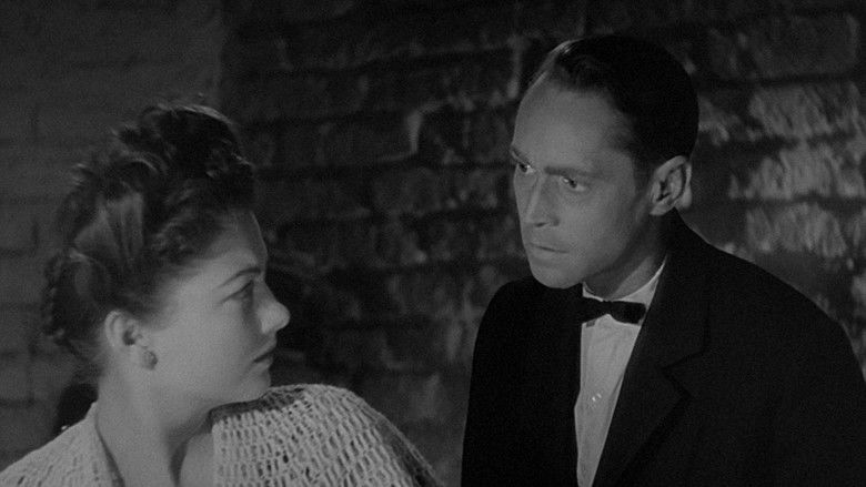 кадр из фильма Пять гробниц по пути в Каир