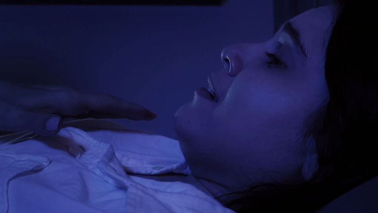 кадр из фильма No te Puedes Mover