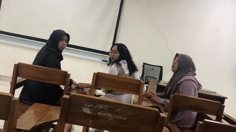 кадр из фильма The Class
