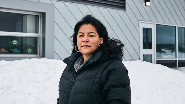 кадр из фильма Моя земля