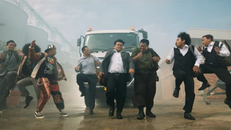 кадр из фильма Comic 8 Revolution: Santet K4bin3t