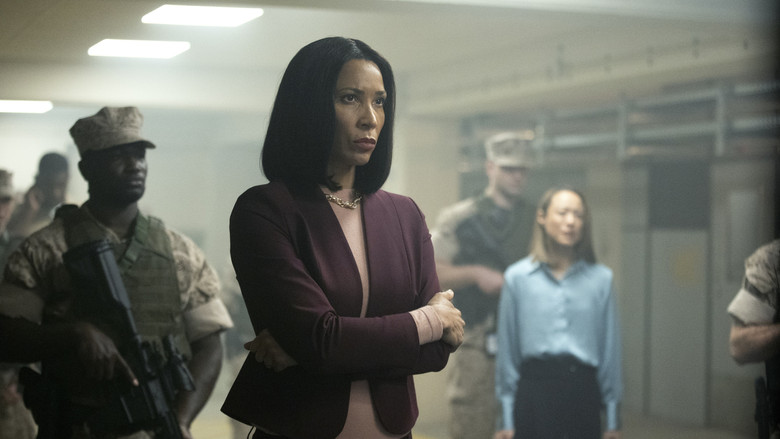 кадр из фильма Вне юрисдикции