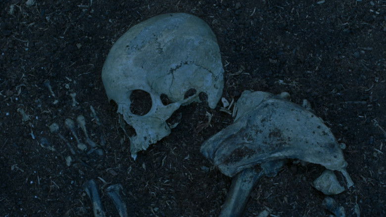 кадр из фильма Huesos