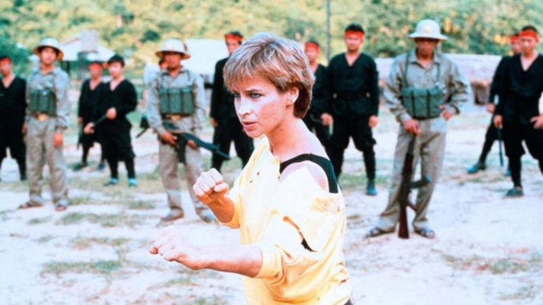 кадр из фильма Не отступать и не сдаваться 2: Штормовое предупреждение