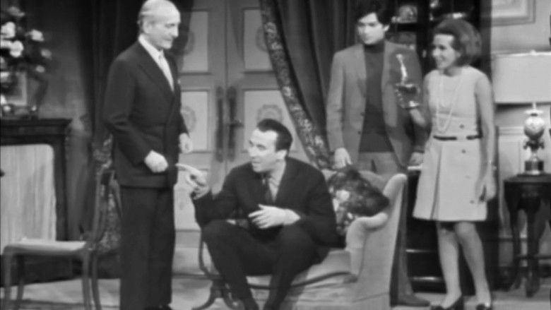 кадр из фильма Паутина