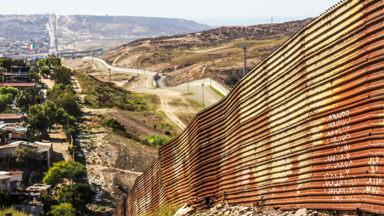 кадр из фильма Ser Fronterizo: Crónicas de las Asimetrías Globales