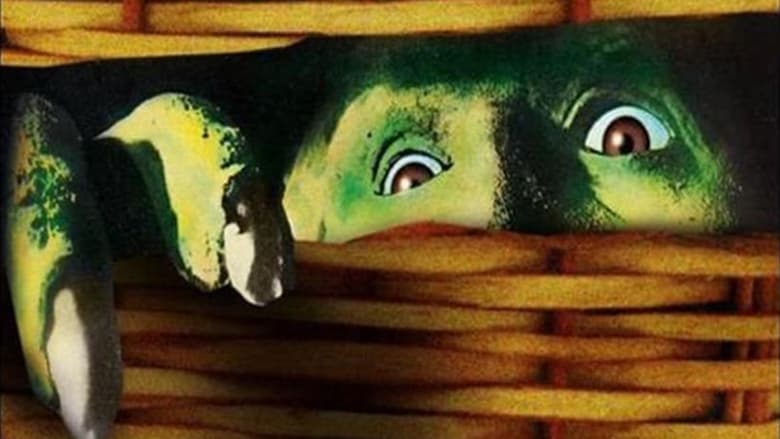 кадр из фильма Существо в корзине