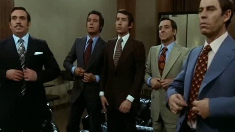 кадр из фильма Новые испанцы