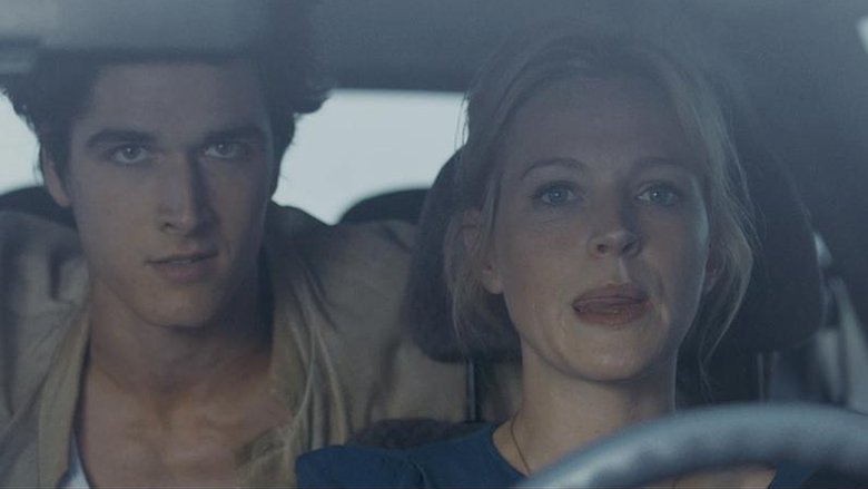 кадр из фильма Наваждение