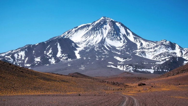 кадр из фильма El volcán adorado