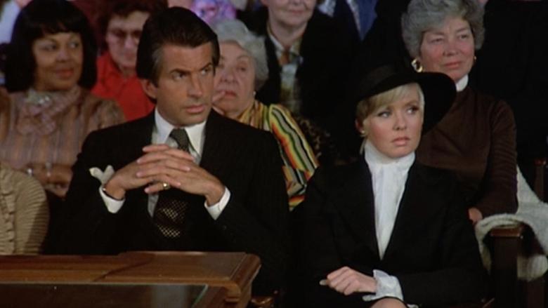 Счастливая проститутка едет в Вашингтон