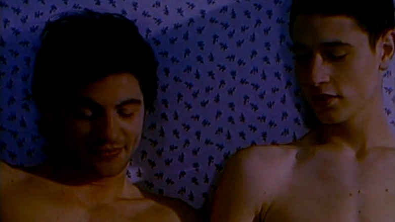 кадр из фильма Постельные сцены
