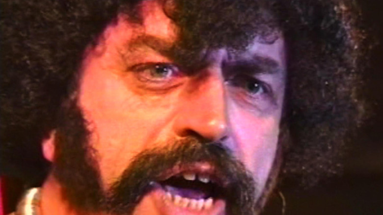 кадр из фильма Elvis Gratton, président du comité des intellectuels pour le non