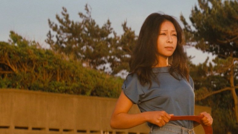 кадр из фильма 白く濡れた夏