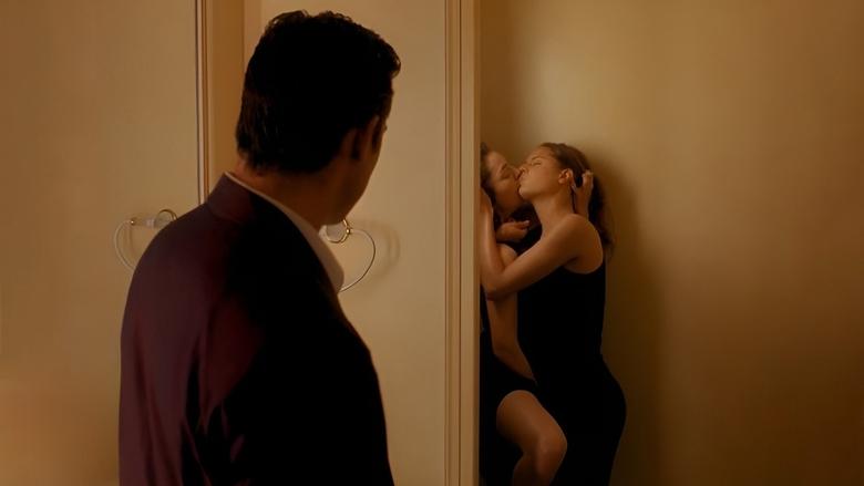 кадр из фильма Тайные страсти