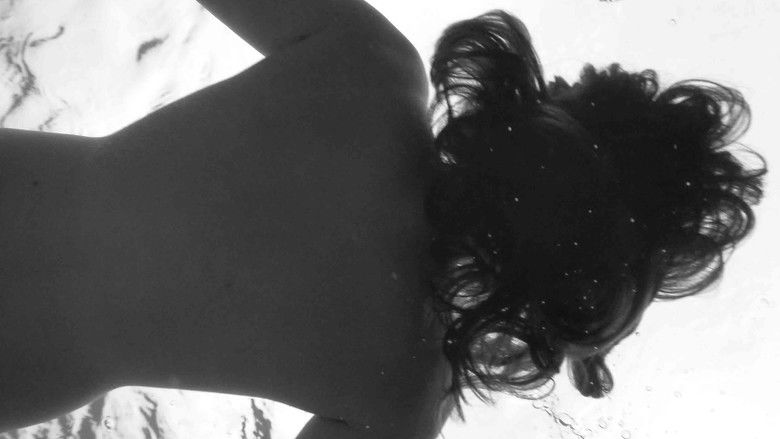 кадр из фильма Danza Entre Nosotros