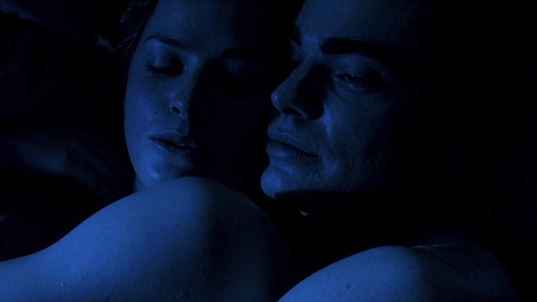 кадр из фильма Там внутри