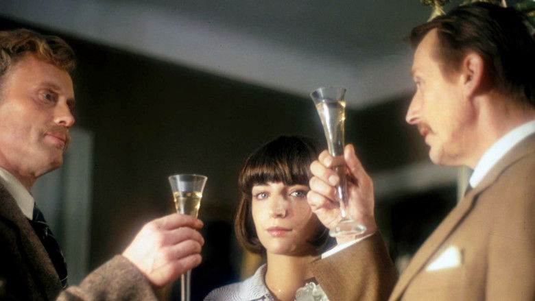 кадр из фильма Барышни из Вилько