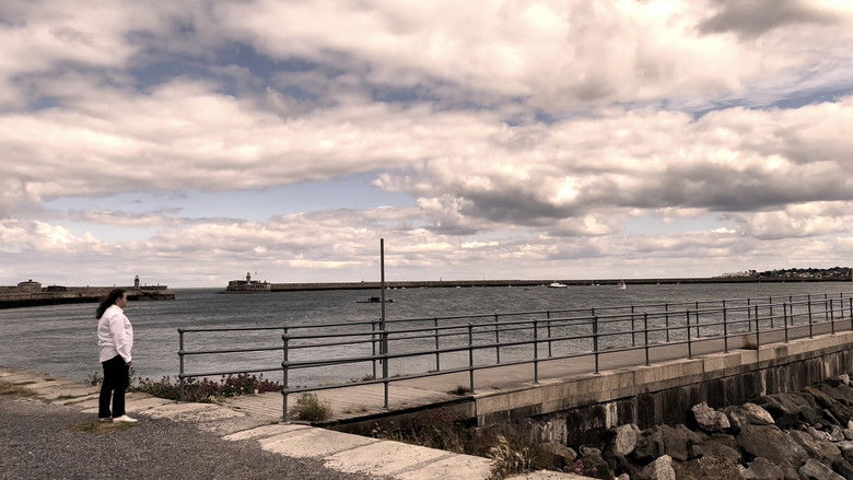 кадр из фильма Casual Friday