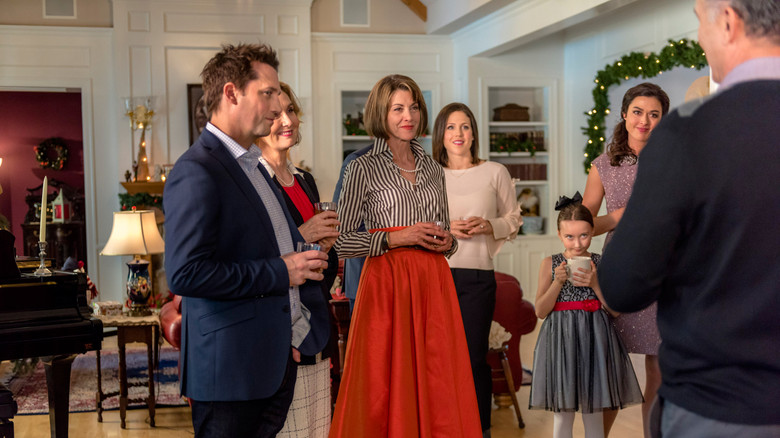 кадр из фильма Помолвка на Рождество