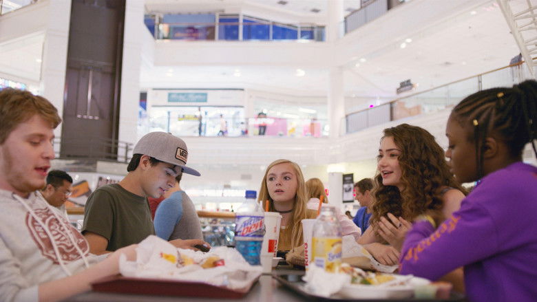 кадр из фильма Восьмой класс