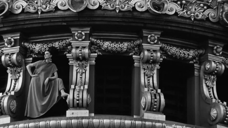 кадр из фильма Кто вы, Полли Магу?