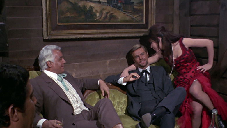 кадр из фильма Carogne si nasce