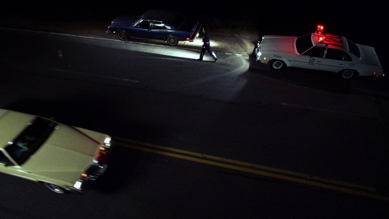 кадр из фильма Тонкая голубая линия