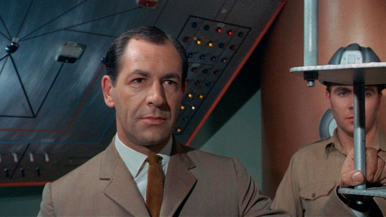 кадр из фильма Они прибыли из другого пространства