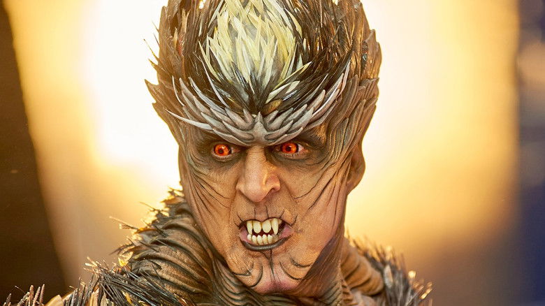 кадр из фильма Робот 2.0