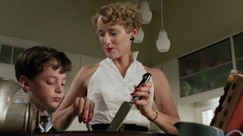 кадр из фильма Parents