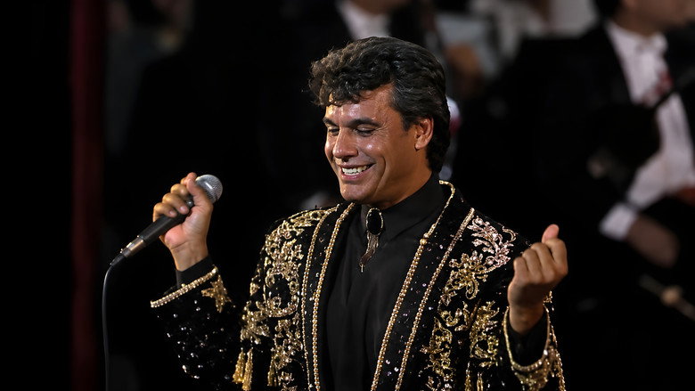 кадр из фильма Juan Gabriel en el Palacio de Bellas Artes