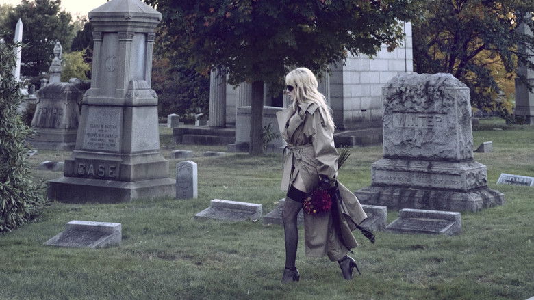 кадр из фильма Funeral Rites