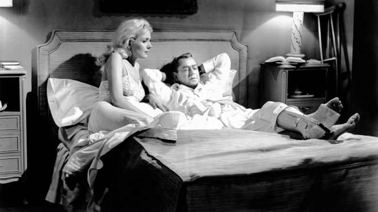 кадр из фильма 13 West Street