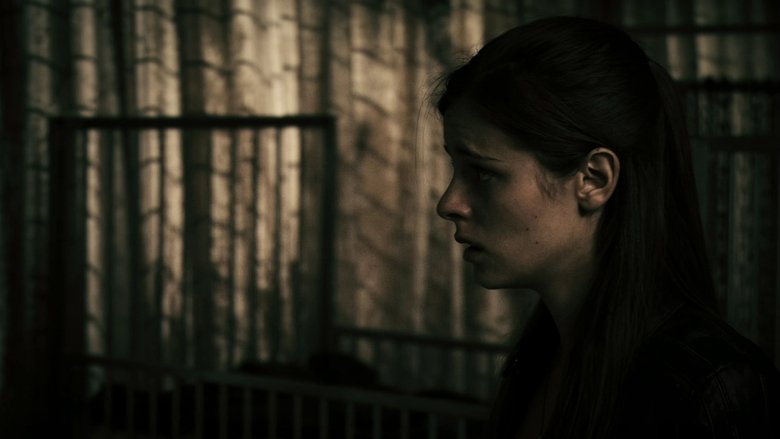 кадр из фильма Затаившиеся