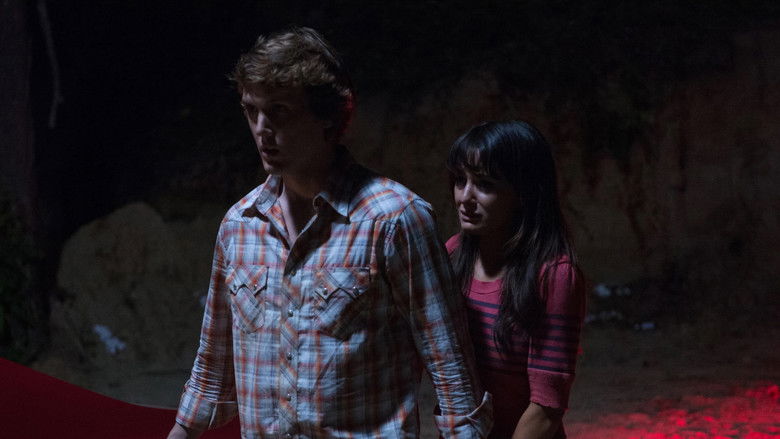 кадр из фильма Город, который боялся заката