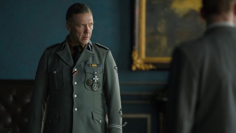 кадр из фильма Одни в Берлине