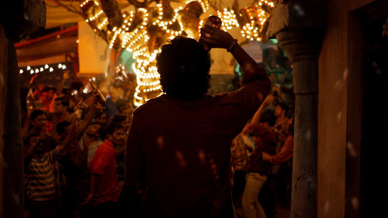 кадр из фильма King of കൊത്ത