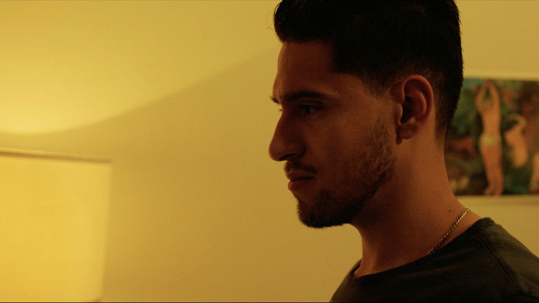 кадр из фильма Santi