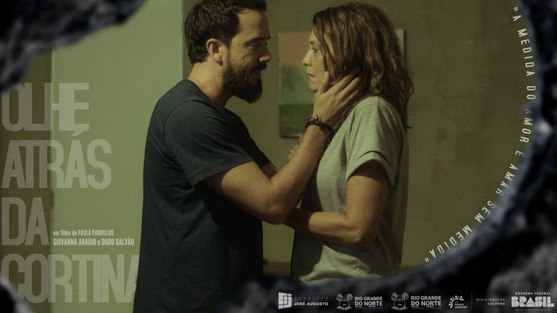 кадр из фильма Olhe Atrás da Cortina