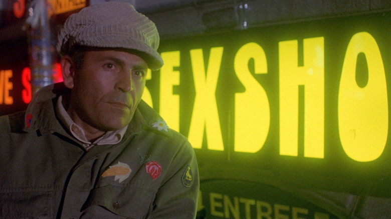 кадр из фильма Улица наркотиков